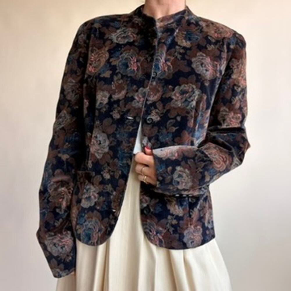 Floral Velvet Mock Neck Blazer - Medium